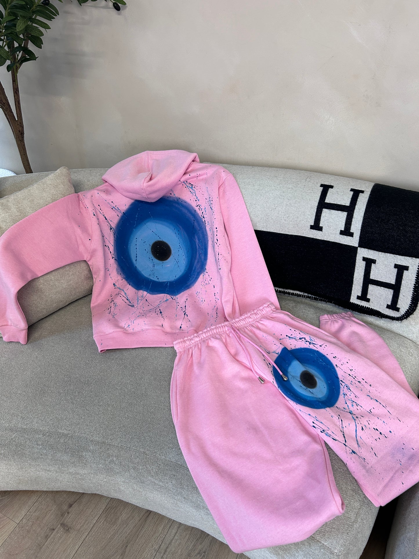 Girls Blue Evil Eye Spray paint Pink Hoodie and Jogger set 🧿🩷