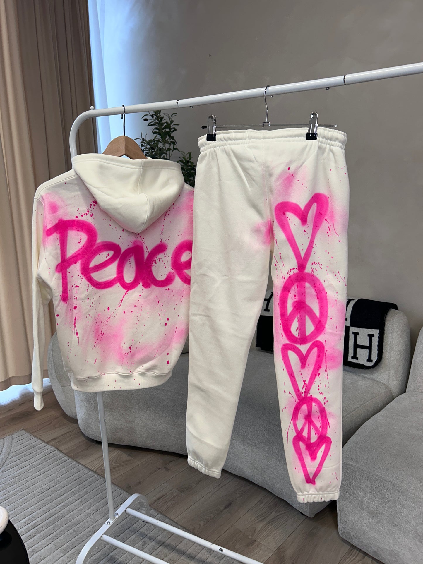 Neon Pink peace and hearts spray paint hoodie and joggers 🩷✨